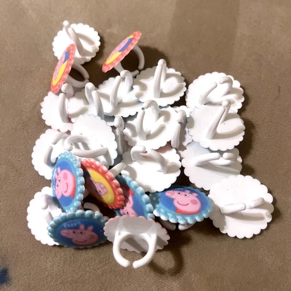Decopac Peppa Pig & George 24‎ Count Party Favor Rings Cupcake Toppers